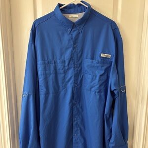 Men’s Columbia Long Sleeved Button Up Lightweight Blue Shirt Size XL